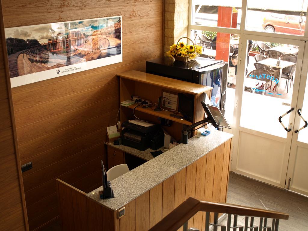 Hostal Anas Merida Bagian luar foto