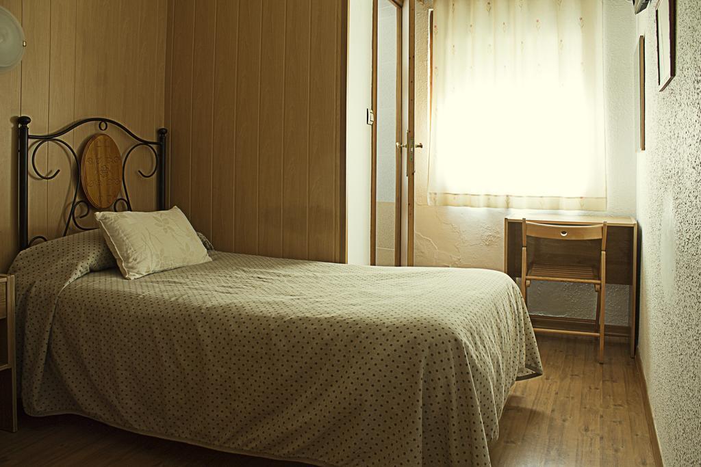 Hostal Anas Merida Bagian luar foto